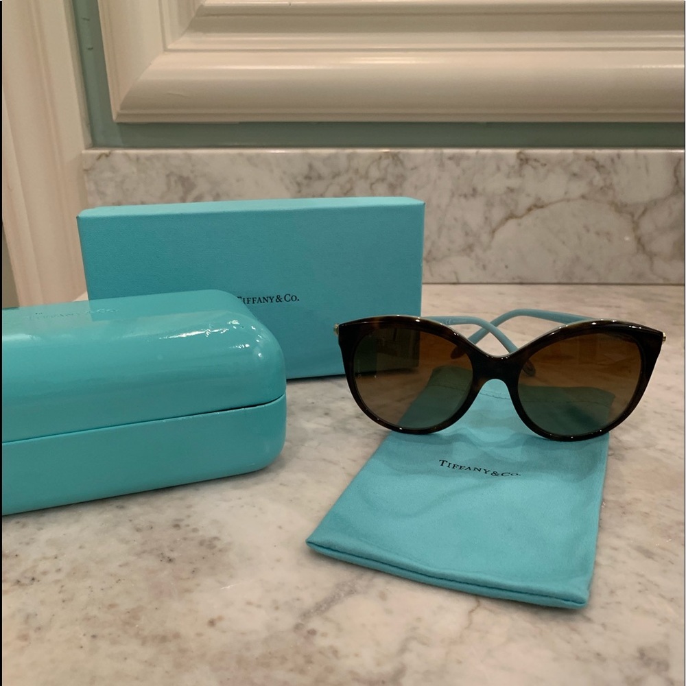 Tiffany & Co tortoise & Tiffany Blue sunglasses